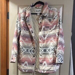 WOMEN'S WRANGLER SOUTHWESTERN PRINT SHACKET IN DUSK ROSE